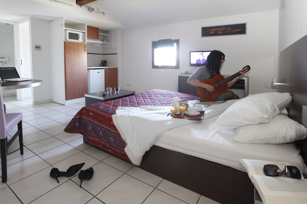 Adonis Carcassonne Hotel Ngoại thất bức ảnh