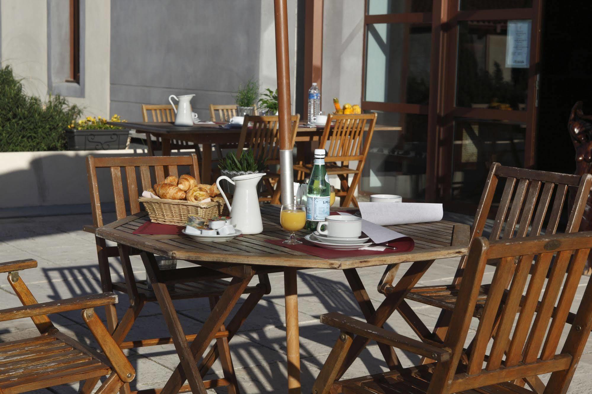 Adonis Carcassonne Hotel Ngoại thất bức ảnh