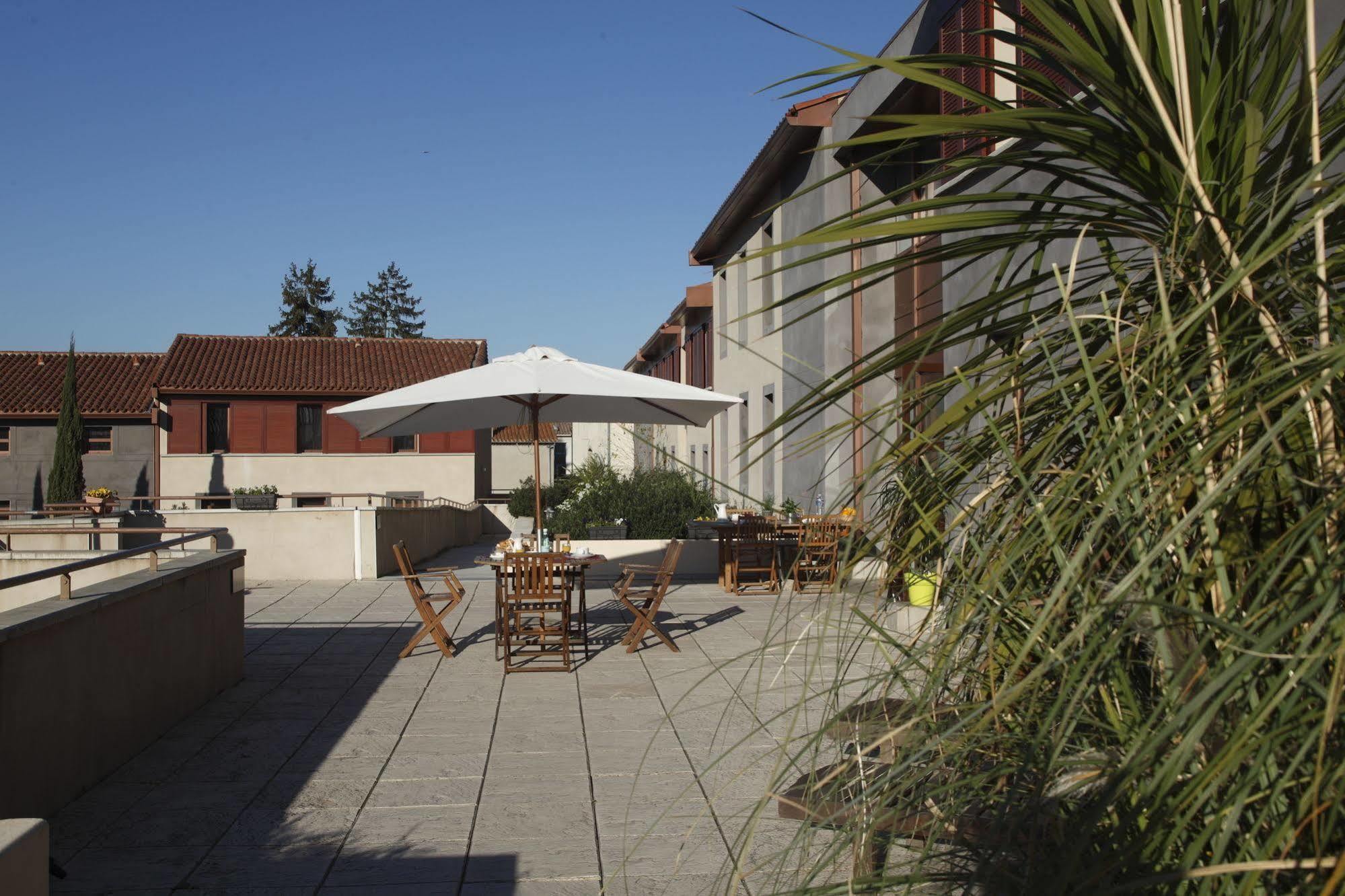 Adonis Carcassonne Hotel Ngoại thất bức ảnh